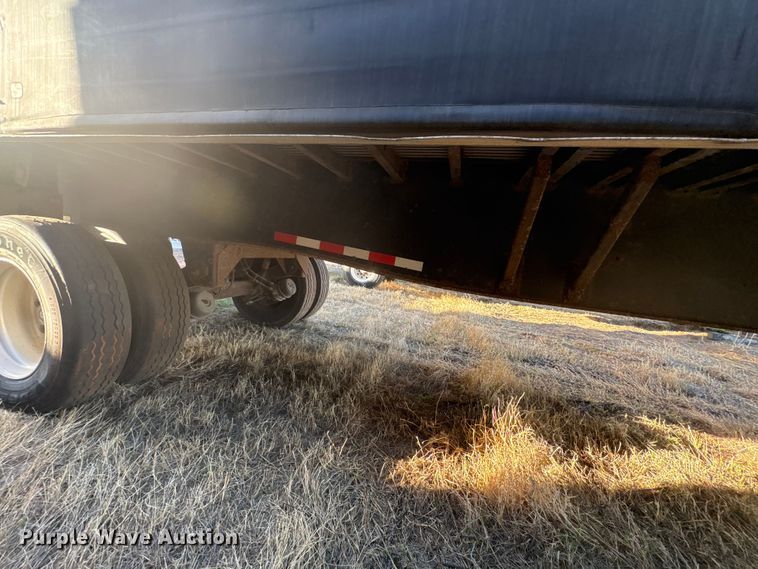 image for item ET1451 2013 Utility Trailer Manufacturer side curtain trailer