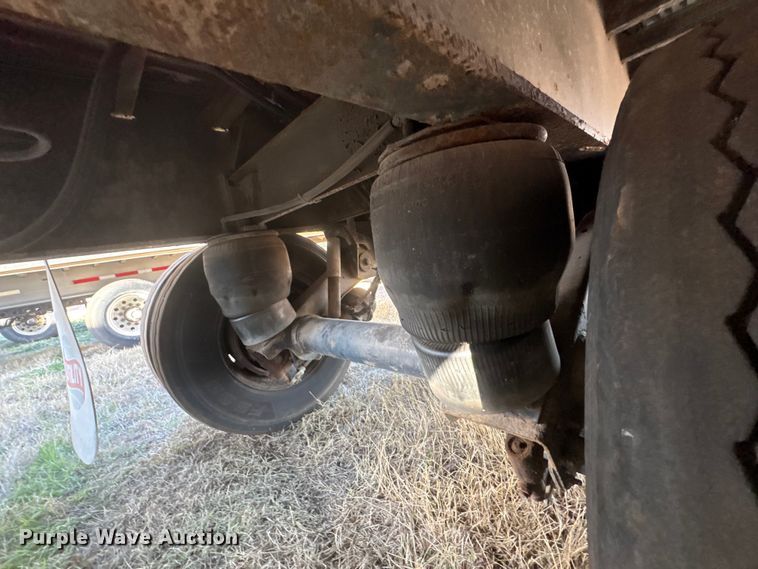 image for item ET1451 2013 Utility Trailer Manufacturer side curtain trailer