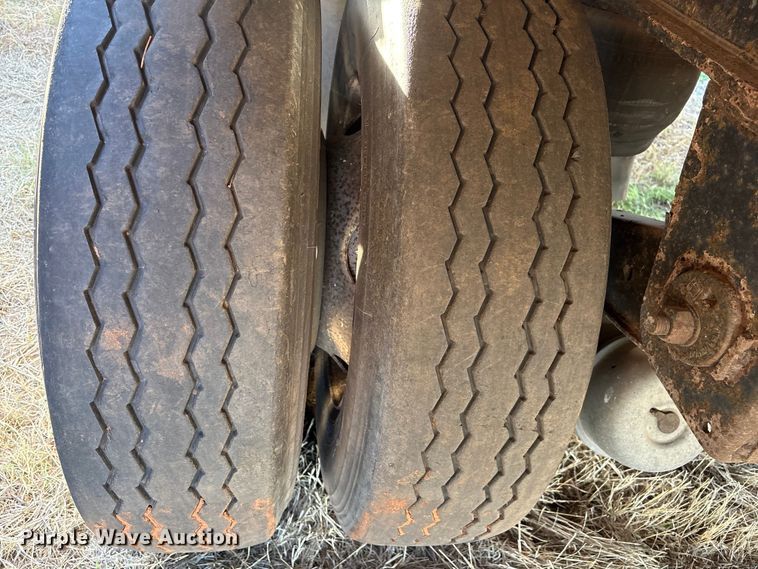 image for item ET1451 2013 Utility Trailer Manufacturer side curtain trailer