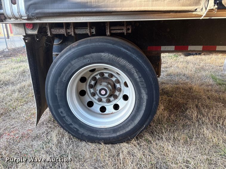 image for item ET1451 2013 Utility Trailer Manufacturer side curtain trailer