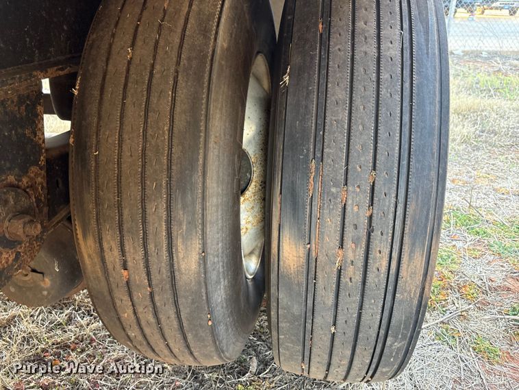 image for item ET1451 2013 Utility Trailer Manufacturer side curtain trailer