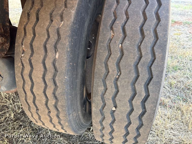 image for item ET1451 2013 Utility Trailer Manufacturer side curtain trailer