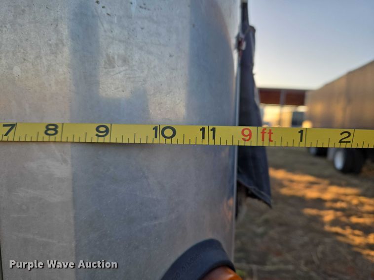 image for item ET1454 2007 Reitnouer dry van trailer