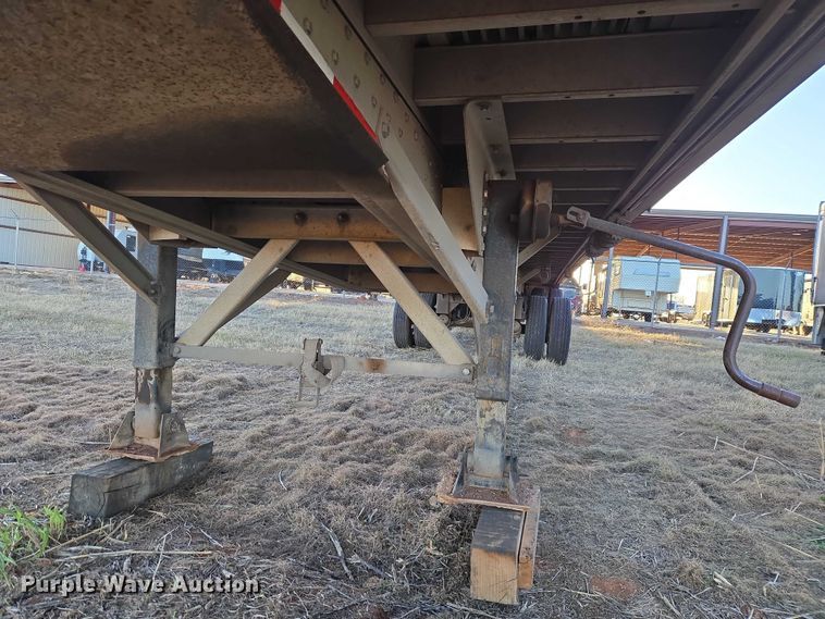 image for item ET1454 2007 Reitnouer dry van trailer