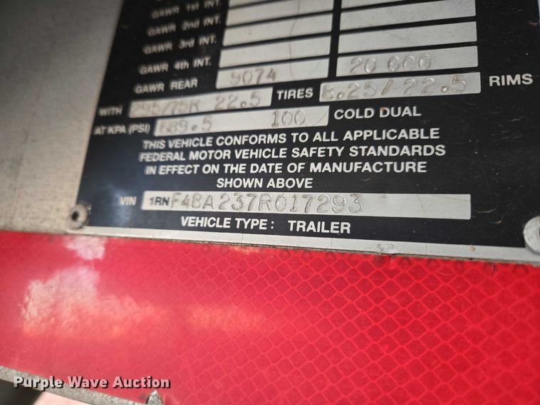 image for item ET1454 2007 Reitnouer dry van trailer