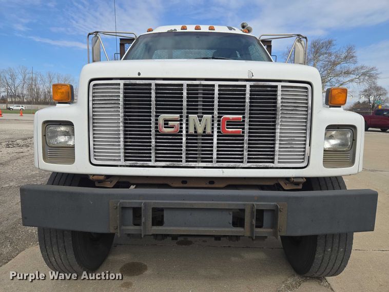 image for item ET5000 2000 GMC C8500 flatbed truck