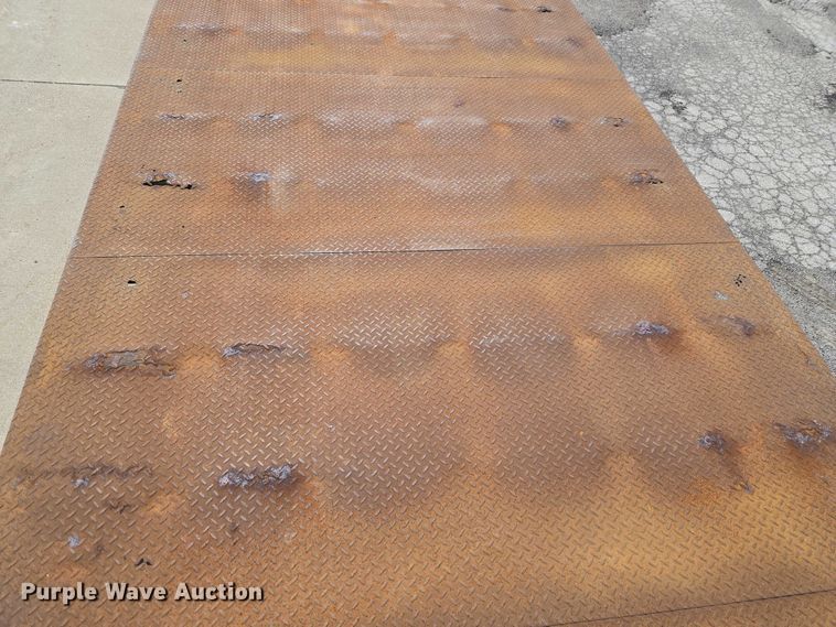 image for item ET5000 2000 GMC C8500 flatbed truck