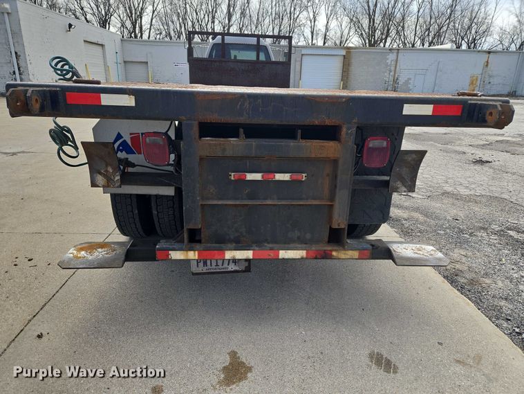 image for item ET5000 2000 GMC C8500 flatbed truck