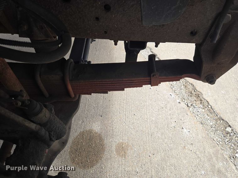 image for item ET5000 2000 GMC C8500 flatbed truck