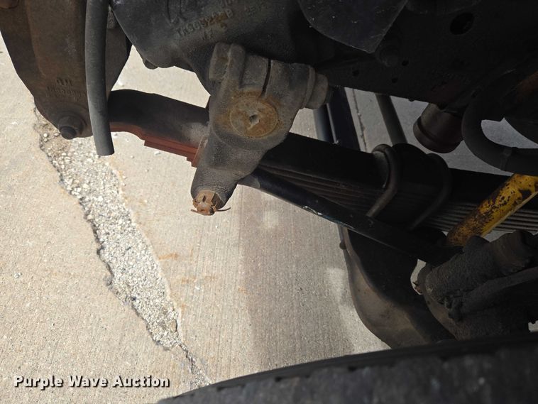 image for item ET5000 2000 GMC C8500 flatbed truck