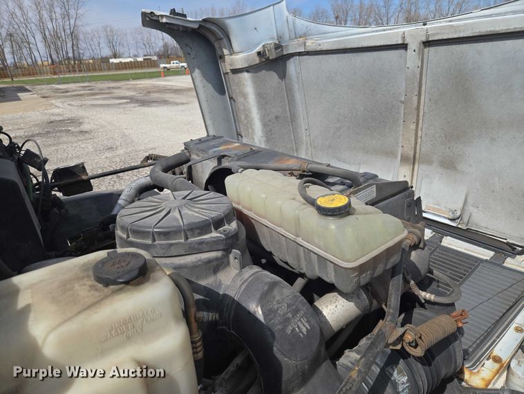 image for item ET5000 2000 GMC C8500 flatbed truck