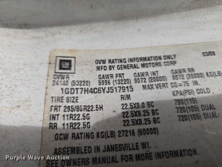 image for item ET5000 2000 GMC C8500 flatbed truck