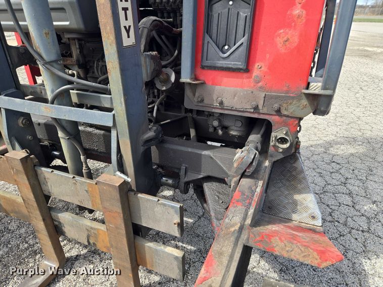 image for item ET5000 2000 GMC C8500 flatbed truck