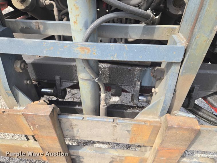 image for item ET5000 2000 GMC C8500 flatbed truck