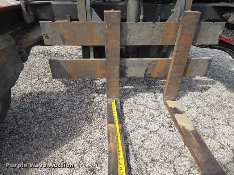 image for item ET5000 2000 GMC C8500 flatbed truck