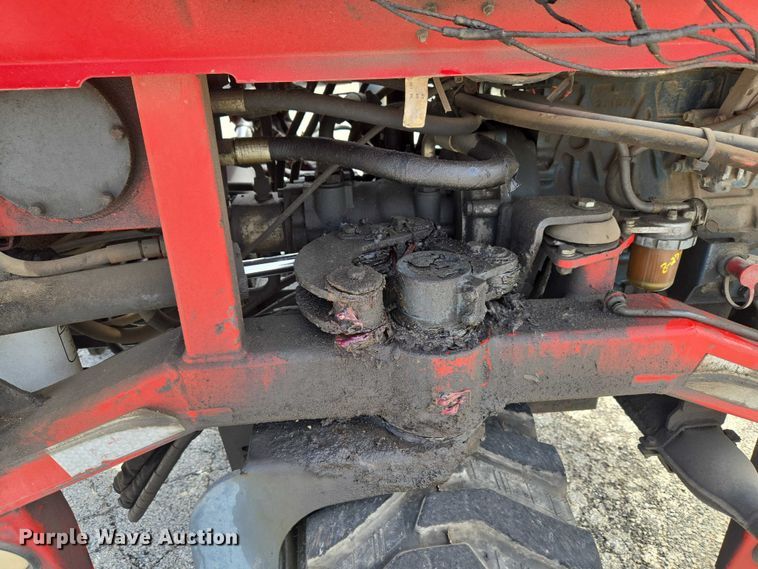 image for item ET5000 2000 GMC C8500 flatbed truck