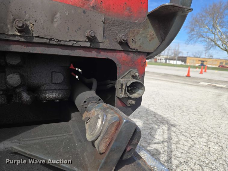 image for item ET5000 2000 GMC C8500 flatbed truck