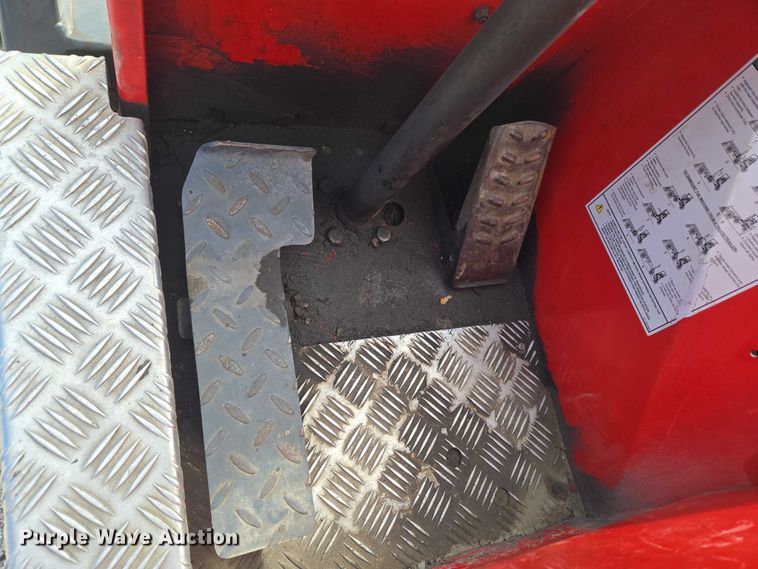 image for item ET5000 2000 GMC C8500 flatbed truck