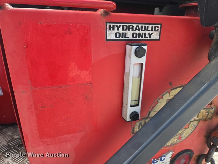 image for item ET5000 2000 GMC C8500 flatbed truck