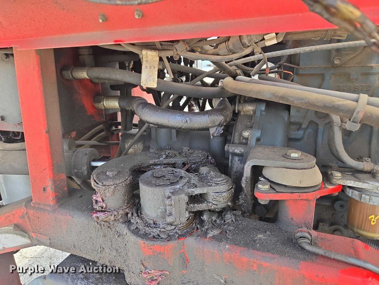 image for item ET5000 2000 GMC C8500 flatbed truck