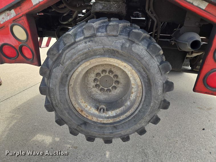 image for item ET5000 2000 GMC C8500 flatbed truck