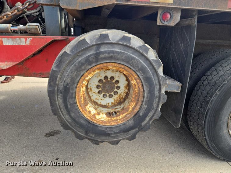 image for item ET5000 2000 GMC C8500 flatbed truck