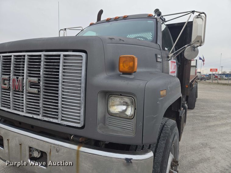 image for item ET5008 2000 GMC C8500 flatbed truck