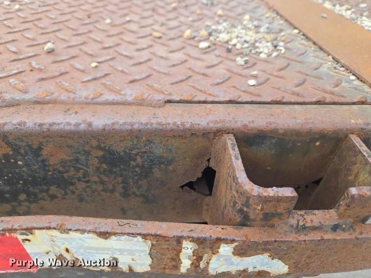 image for item ET5008 2000 GMC C8500 flatbed truck