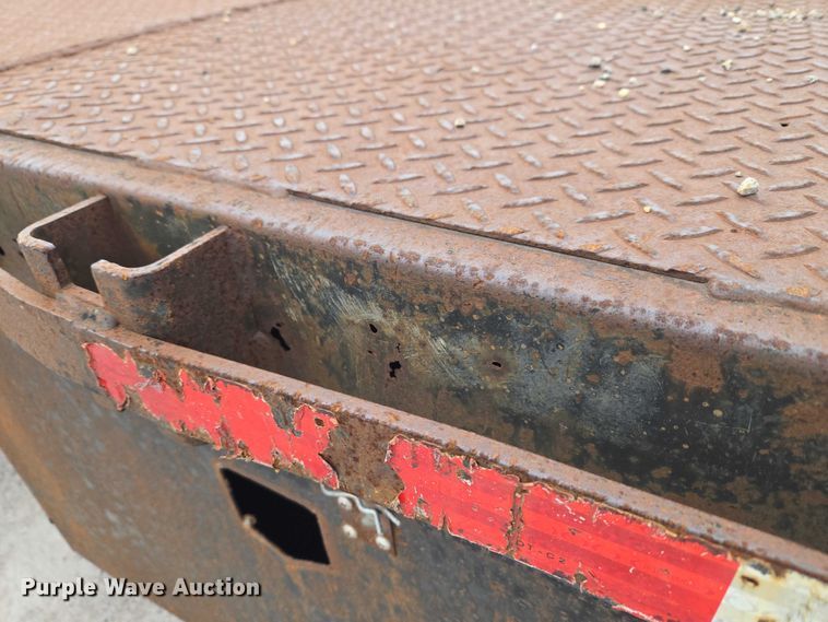 image for item ET5008 2000 GMC C8500 flatbed truck