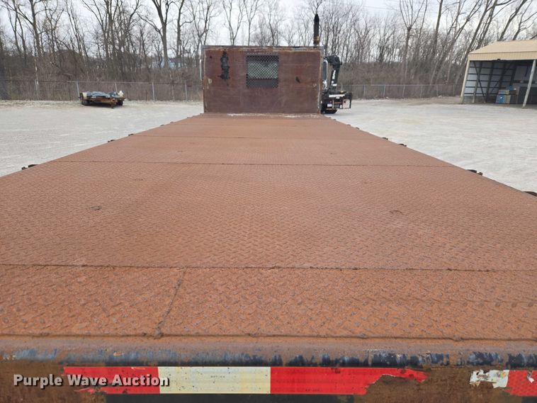 image for item ET5008 2000 GMC C8500 flatbed truck