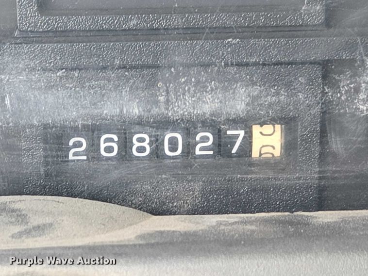 image for item ET5008 2000 GMC C8500 flatbed truck