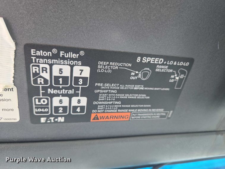 image for item ET5008 2000 GMC C8500 flatbed truck