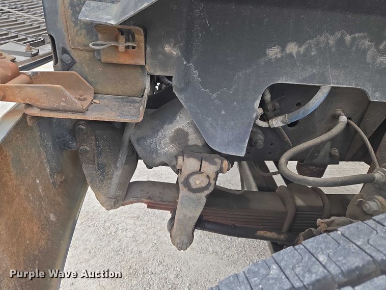 image for item ET5008 2000 GMC C8500 flatbed truck