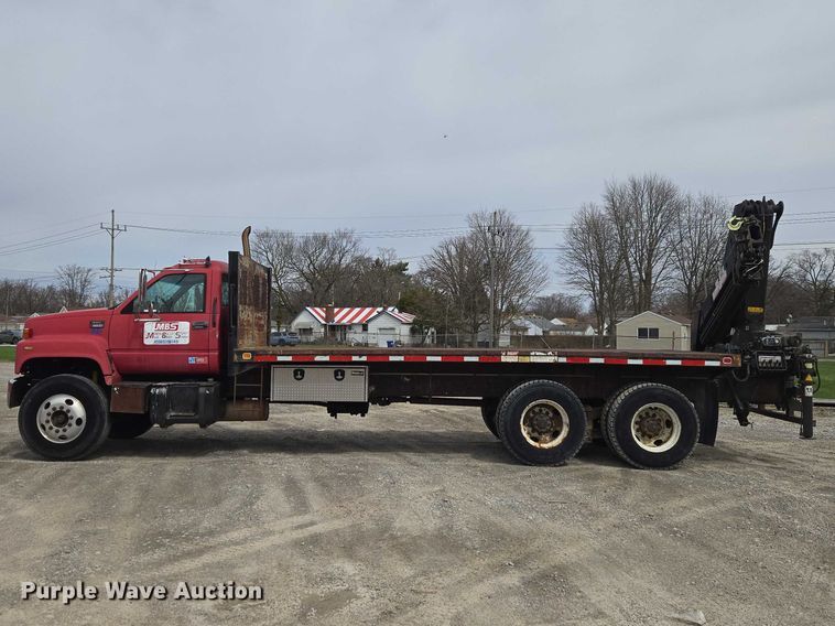 image for item ET5012 2000 GMC C8500 crane truck