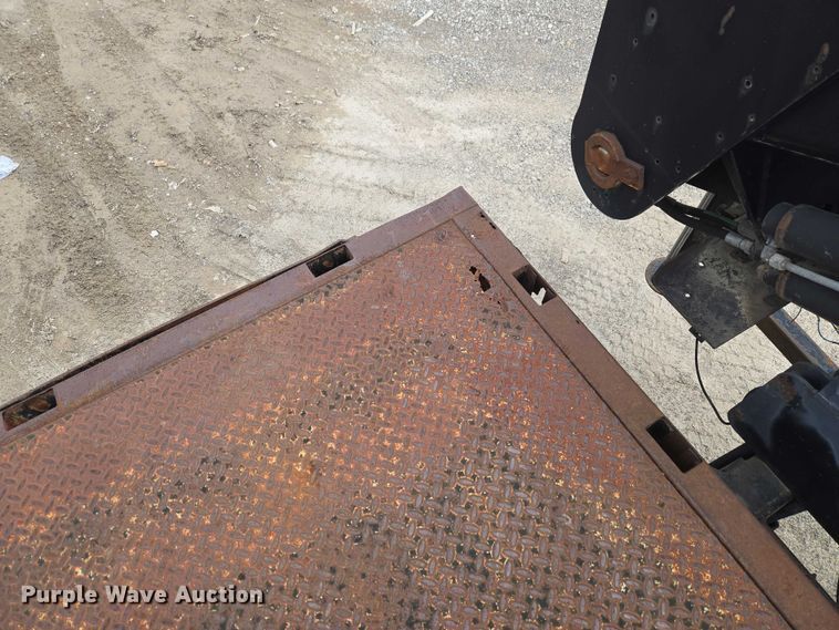 image for item ET5012 2000 GMC C8500 crane truck