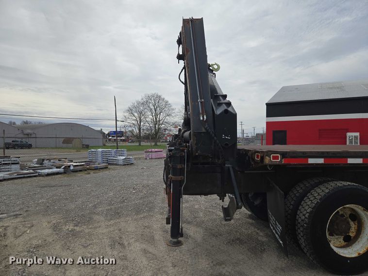 image for item ET5012 2000 GMC C8500 crane truck