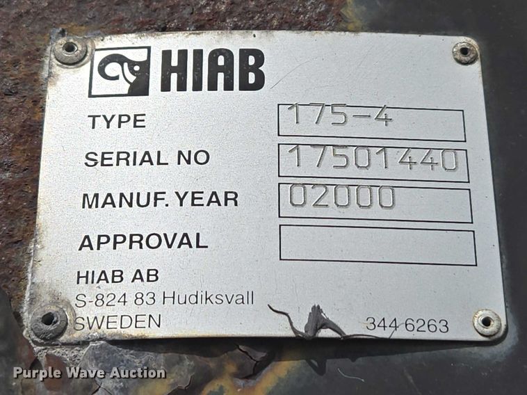 image for item ET5012 2000 GMC C8500 crane truck