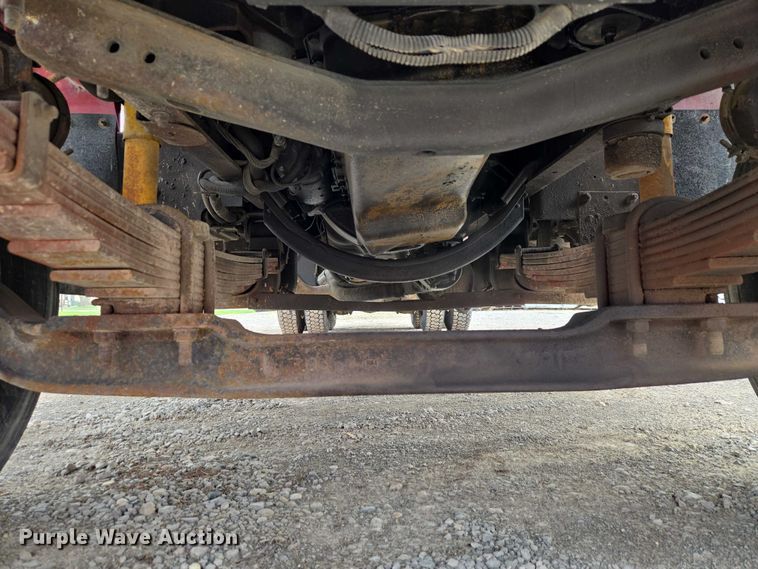 image for item ET5012 2000 GMC C8500 crane truck