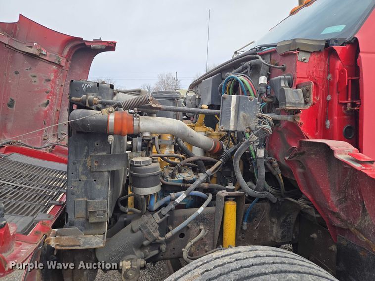 image for item ET5012 2000 GMC C8500 crane truck