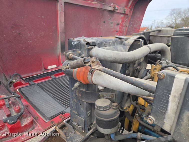 image for item ET5012 2000 GMC C8500 crane truck