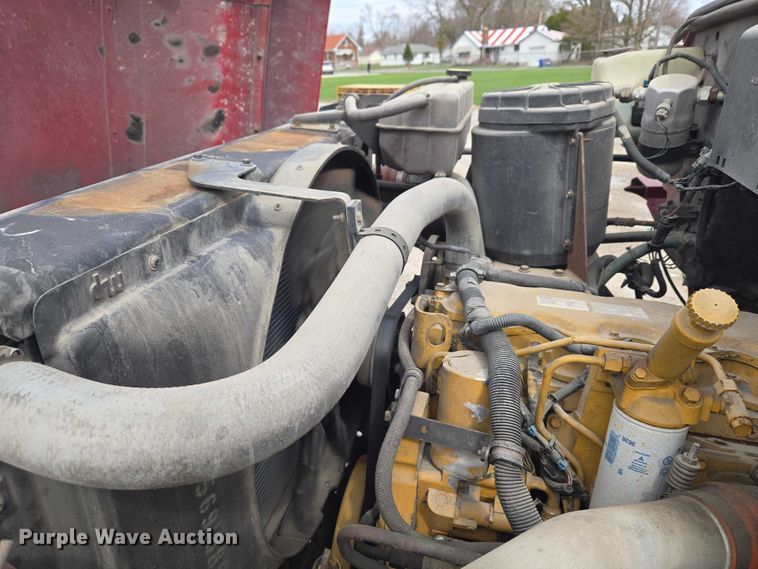 image for item ET5012 2000 GMC C8500 crane truck