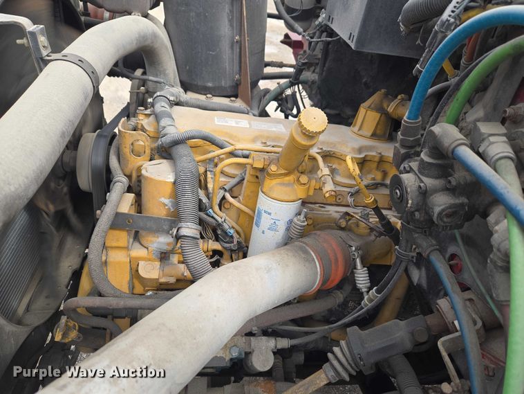 image for item ET5012 2000 GMC C8500 crane truck