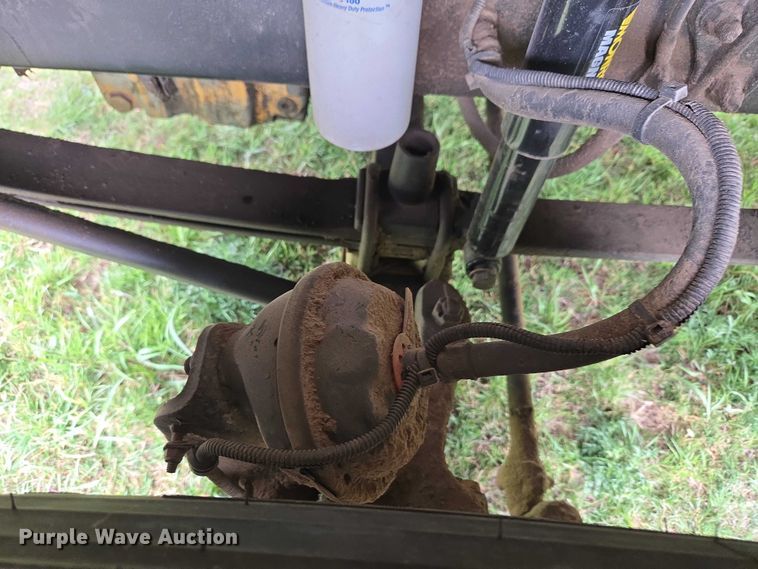 image for item ET5223 2005 Freightliner Columbia semi truck