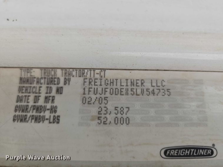 image for item ET5223 2005 Freightliner Columbia semi truck