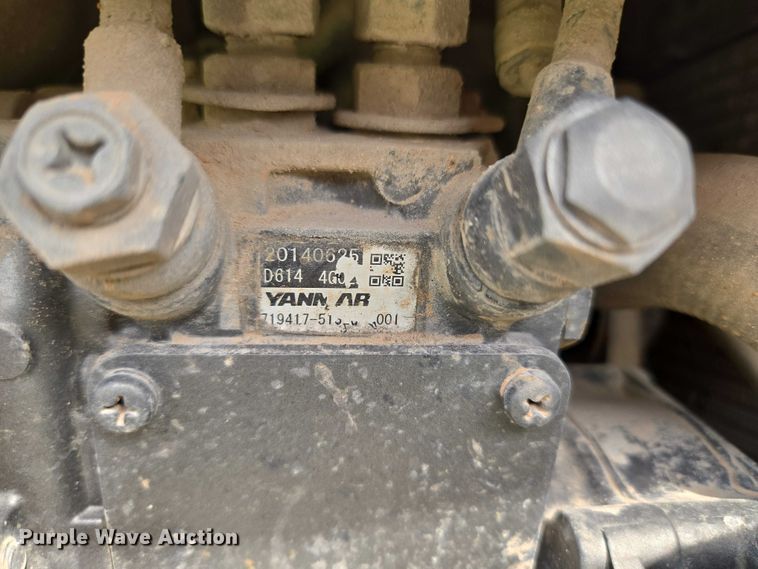 image for item ET5225 2015 Peterbilt 579 semi truck