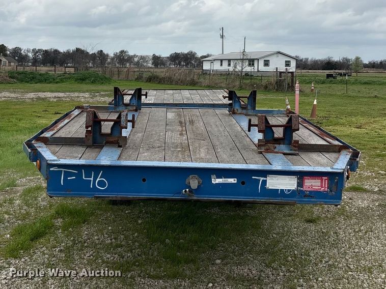 image for item EU0334 2005 Falcon Utility L-MF35 double drop deck trailer