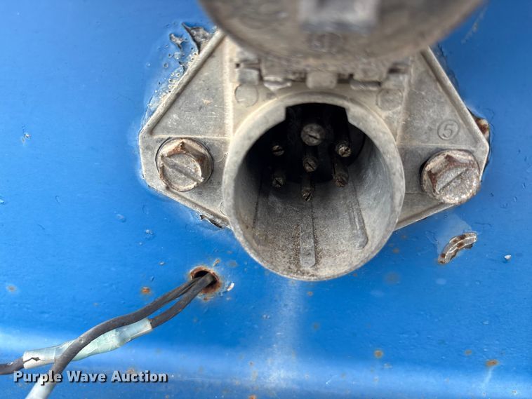 image for item EU0334 2005 Falcon Utility L-MF35 double drop deck trailer