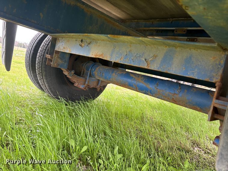 image for item EU0334 2005 Falcon Utility L-MF35 double drop deck trailer