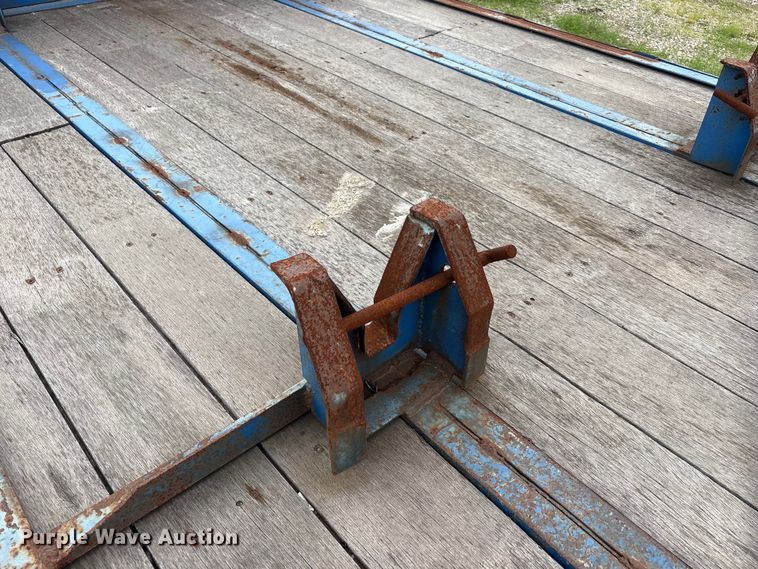 image for item EU0334 2005 Falcon Utility L-MF35 double drop deck trailer