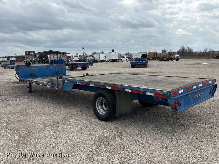 image for item EU0335 2005 Falcon Utility L-MF35 double drop deck trailer